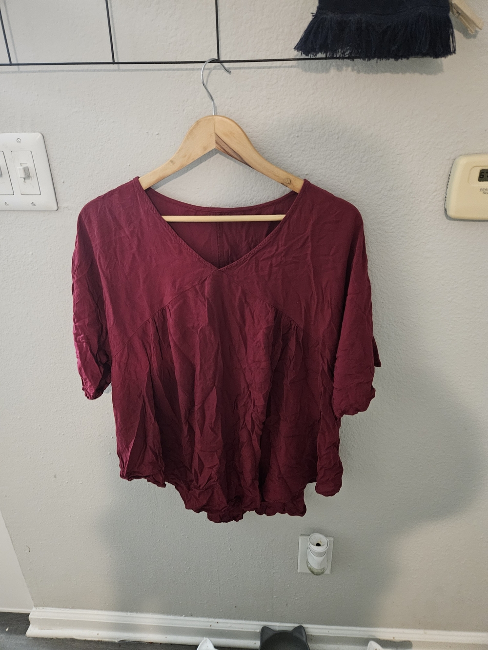 Zaful V-Neck Short Sleeve Tunic in Burgundy